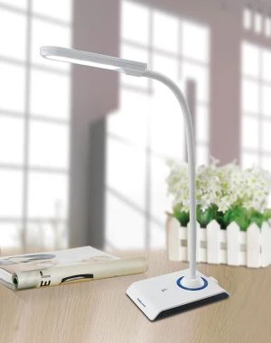 लचीला साँप रिचार्जेबल एलईडी टेबल लैंप